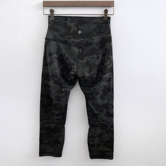 LULULEMON Align High-Rise Crop Camo Multi Gator Green Size 6 - Picture 4 of 10